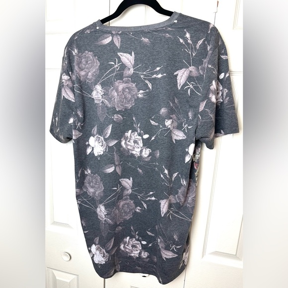 Men’s ASOS Tee T-Shirt Top Jesus Cherubs Religious Floral Roses Gray Pink green - Picture 3 of 7